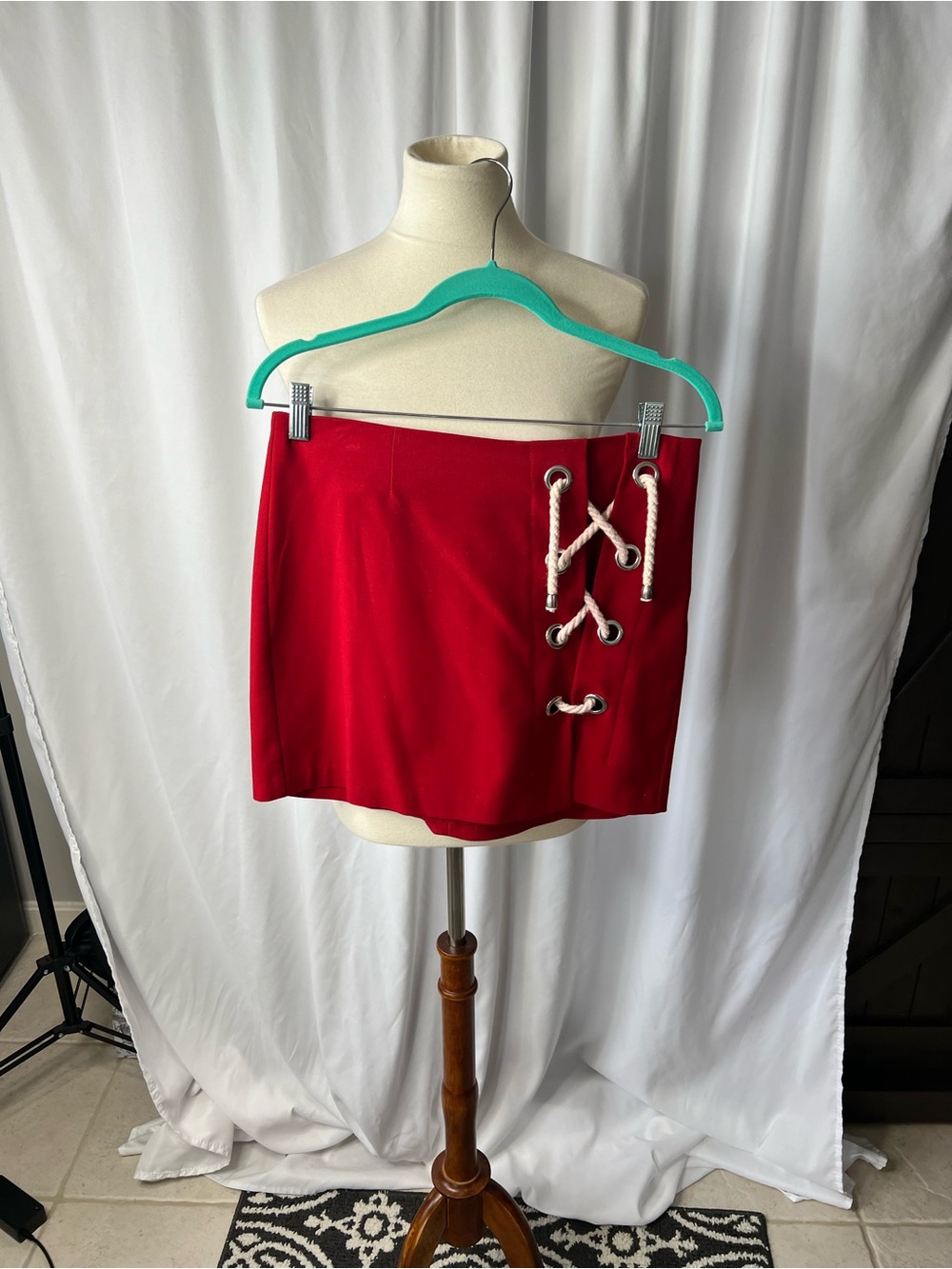 VENUS Red Lace-Up Mini Skirt | Size 6 | Nautical Rope Detail